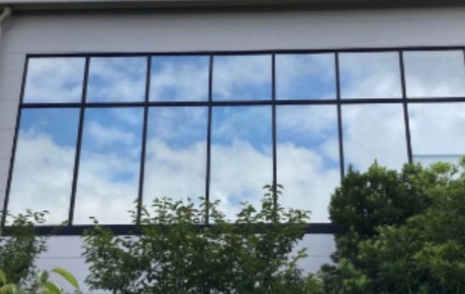 窓ガラスフィルム施工専門 オーエスワークス(ホーム)